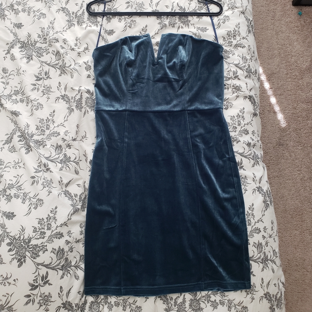 Blue velvet bodycon dress